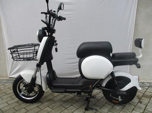 elektrokolobìžka/moped Yaszi-bílá     